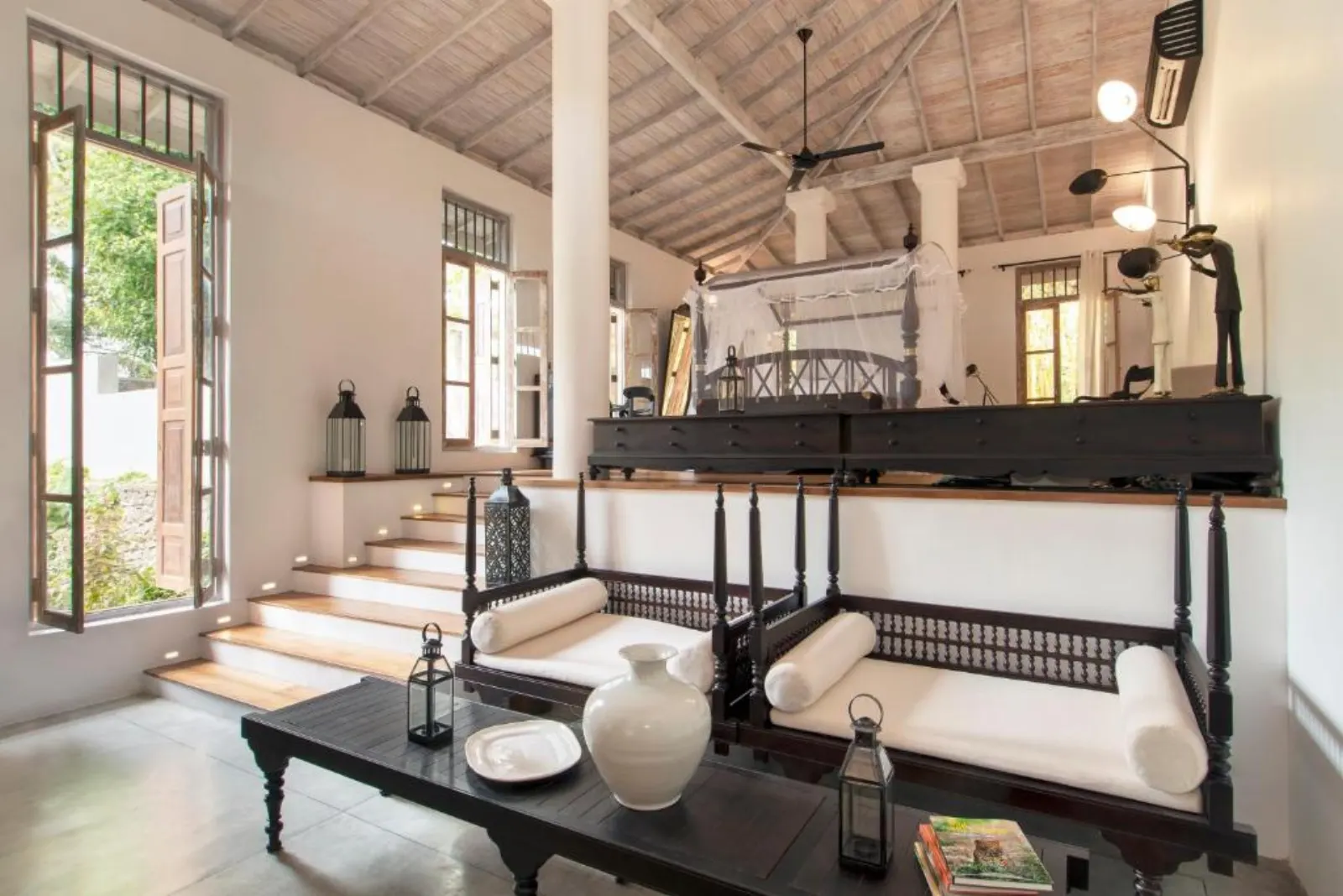 Colonial Mansion (1 Bedroom)